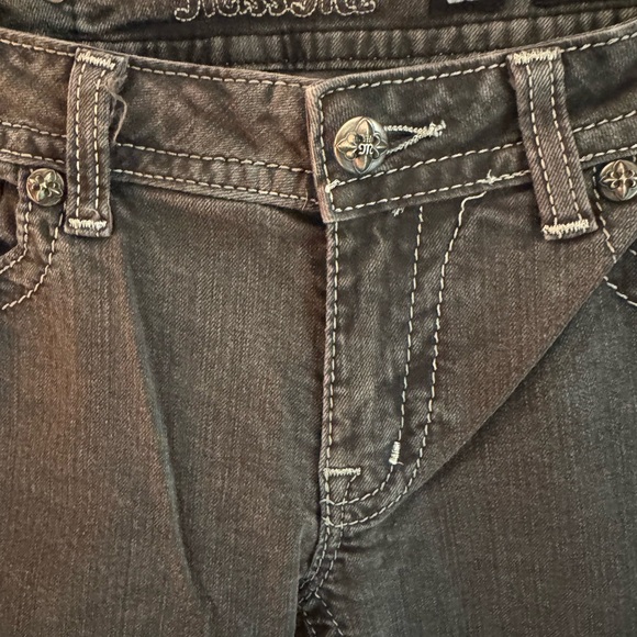 Miss Me Grey Skinny Jeans with Embellished Back - Picture 5 of 15